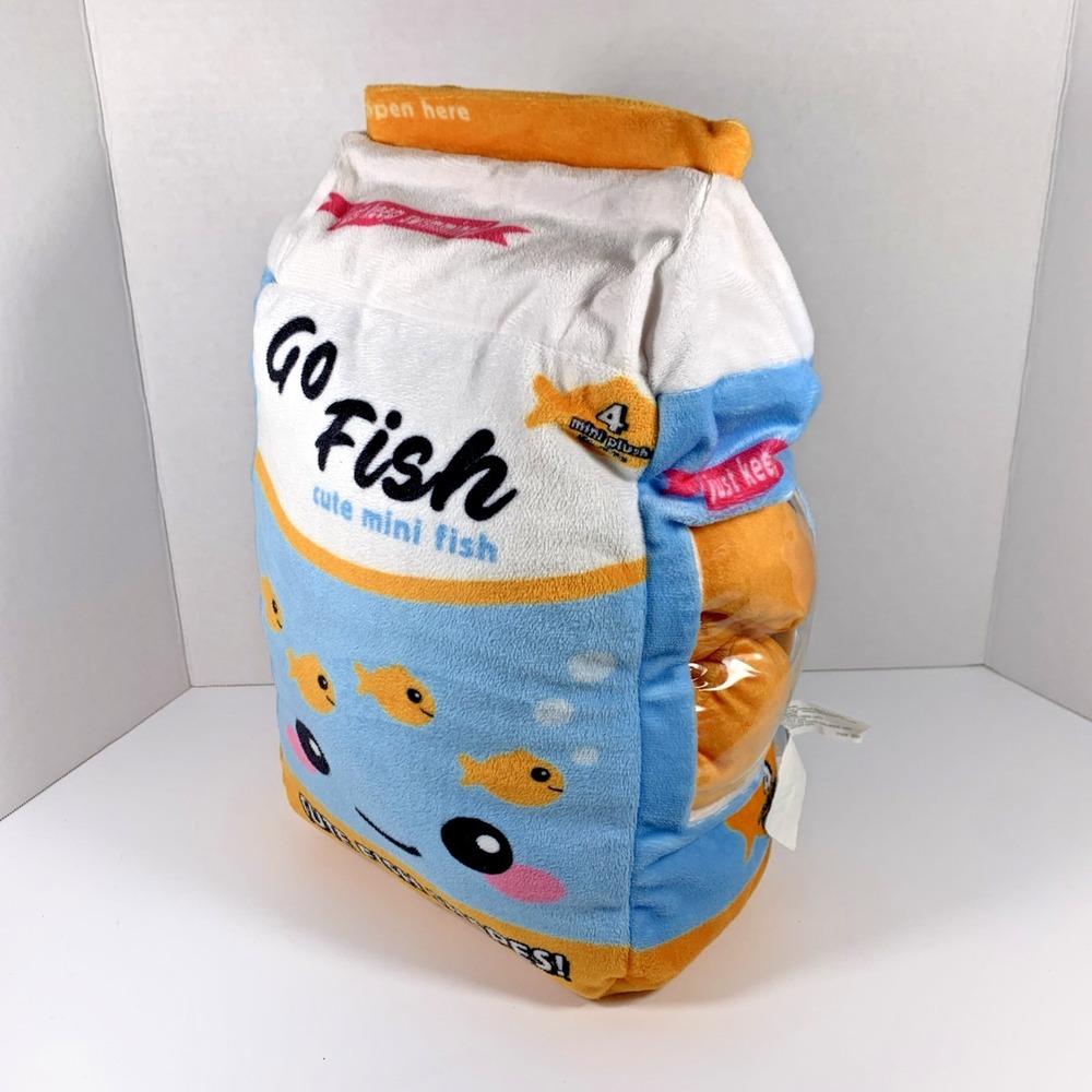 Go Fish 14" Fleece Plush Goldfish Snack Crackers Pillow w/ 4 Mini Removable Fish - Picture 11 of 15